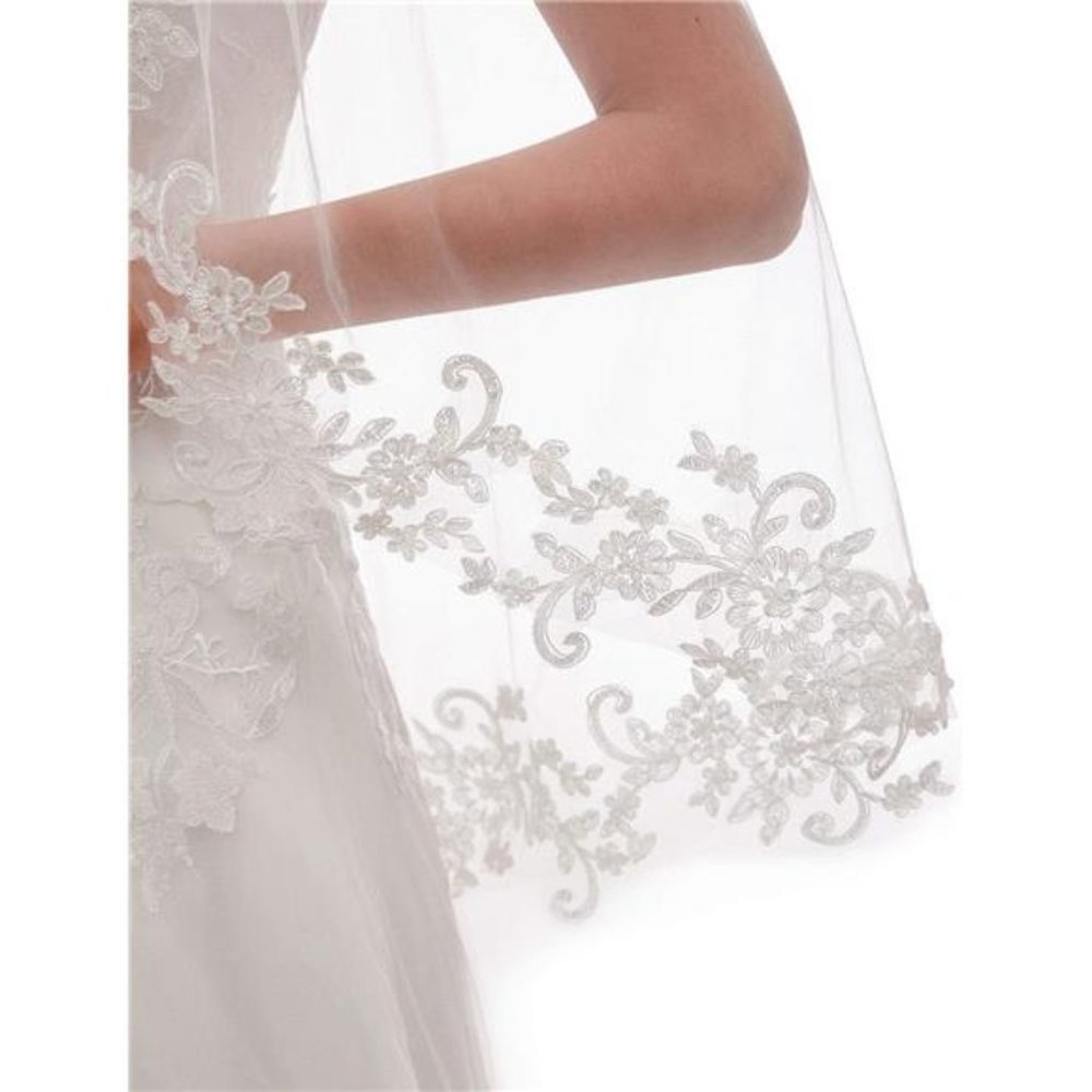 Elegant Light Ivory Lace Wedding Dress - Picture 5 of 8